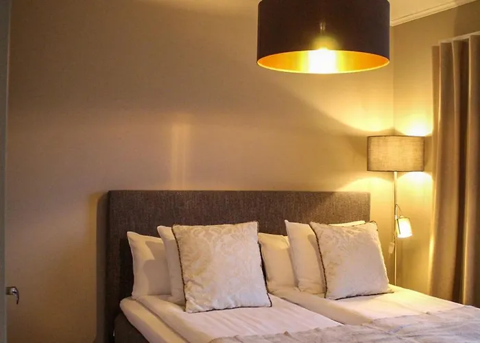 Aurora Rantapolku רובניימי