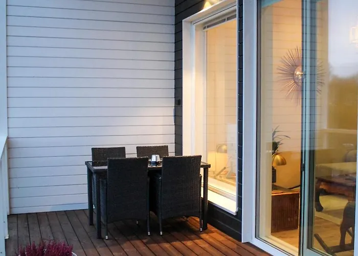 Aurora Rantapolku רובניימי